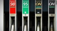 Połowa Polaków przeciwna zakazowi sprzedaży alkoholu na stacjach benzynowych